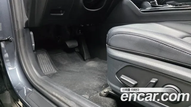 Kia Sportage Sportage 5-е поколение Дизель 2.0 2WD — Фото автомобиля 25