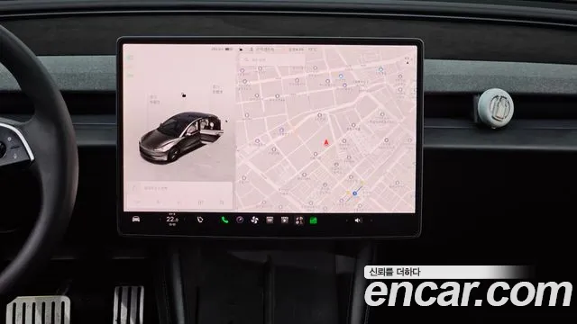 Tesla Model 3 — Фото автомобиля 19