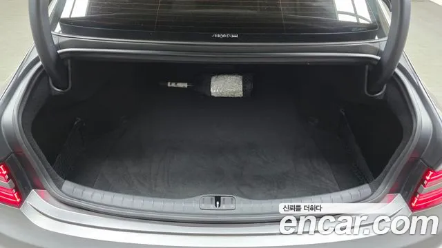 Genesis G80 Бензин 3.5 турбо AWD — Фото автомобиля 13