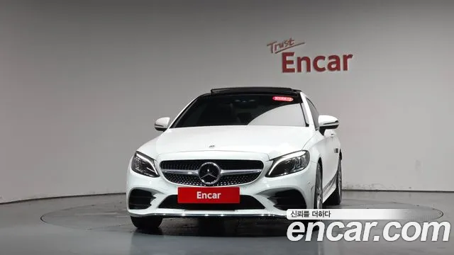 Mercedes-Benz C-Class — Фото автомобиля 2