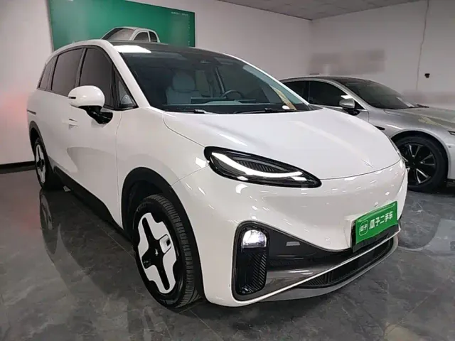 Arcfox Kaola S — Фото автомобиля 3