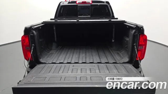 Chevrolet Colorado — Фото автомобиля 20