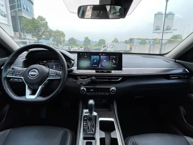Nissan Teana — Фото автомобиля 14