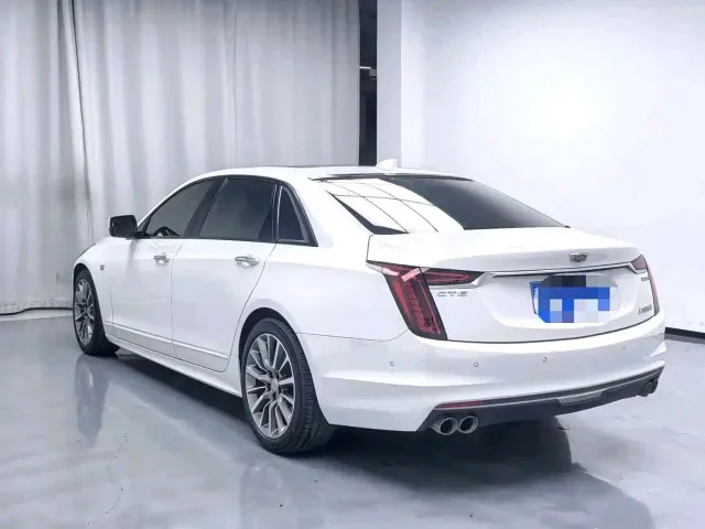Cadillac CT6 — Фото автомобиля 5