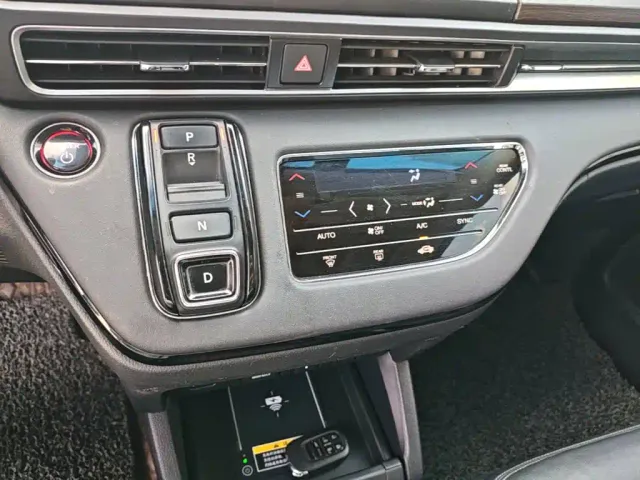 Honda Odyssey — Фото автомобиля 13