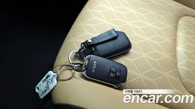 Kia Canival Carnival 4 поколение Бензин 9 мест Prestige — Фото автомобиля 18