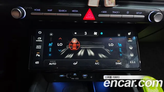 Hyundai Grandeur Grandeur (GN7) 3.5 Бензин 4WD — Фото автомобиля 27