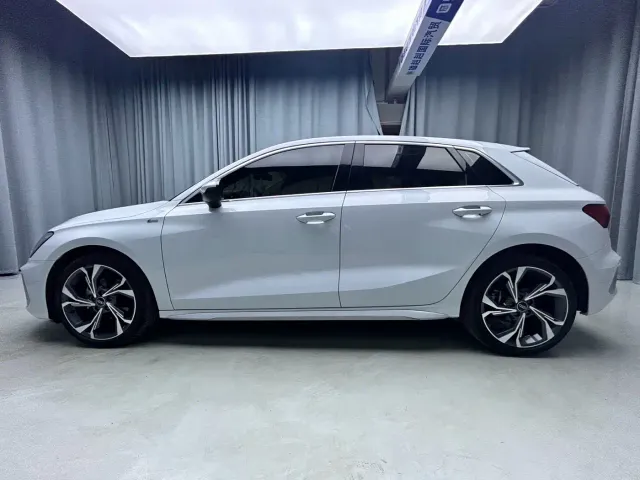 Audi A3 — Фото автомобиля 4