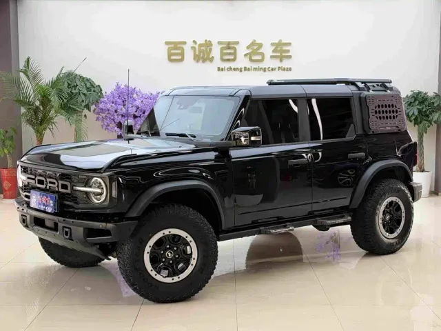 Фотография автомобиля — Ford Bronco