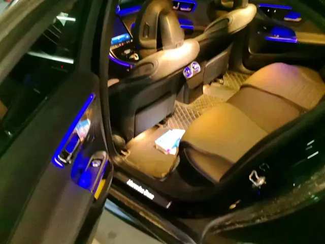 Mercedes-Benz C-Class — Фото автомобиля 11