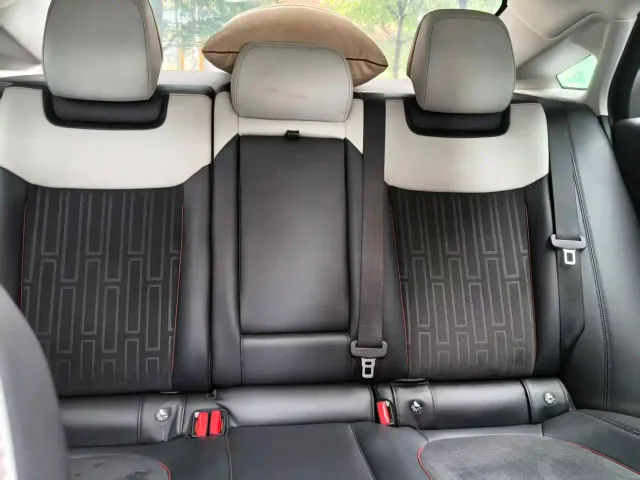 Ford Mondeo — Фото автомобиля 7