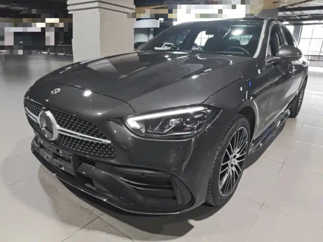 Фотография автомобиля — Mercedes-Benz C-Class