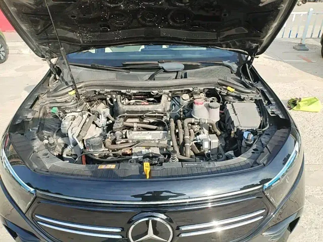 Mercedes-Benz EQA — Фото автомобиля 19