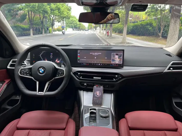 BMW 3 Series — Фото автомобиля 16