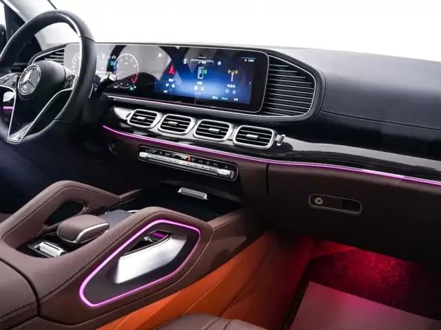 Mercedes-Benz GLE-Class — Фото автомобиля 25