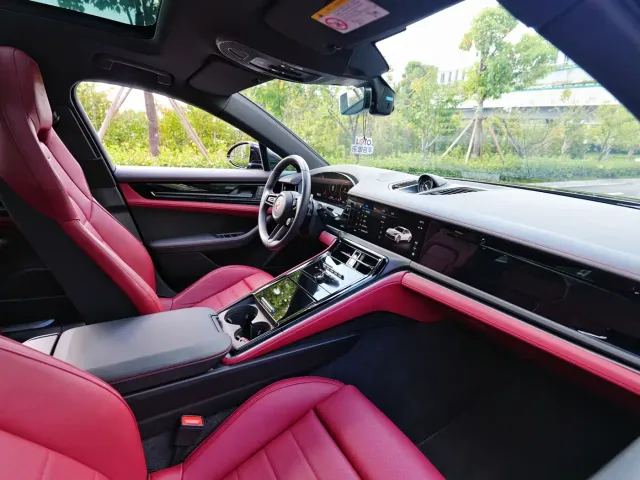 Porsche Panamera — Фото автомобиля 13