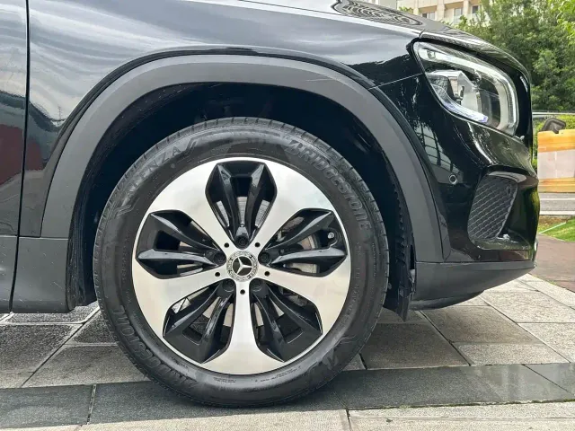 Mercedes-Benz GLB-Class — Фото автомобиля 24