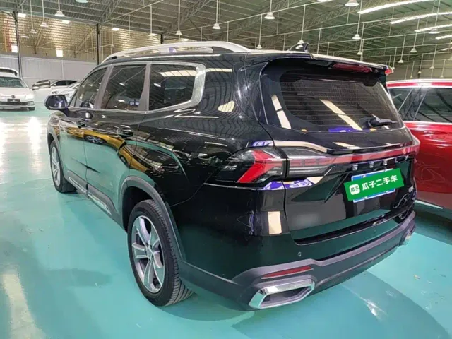 Geely Haoyue L — Фото автомобиля 4