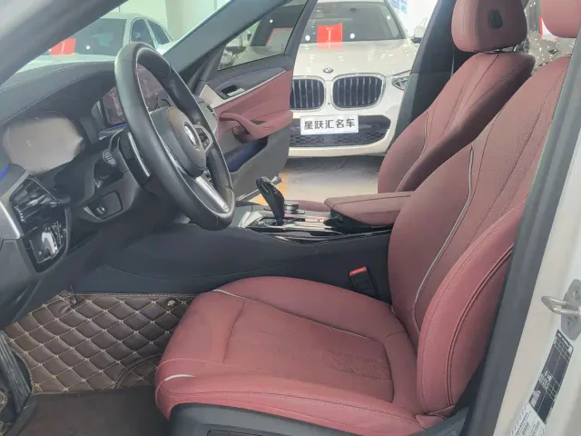BMW 5 Series — Фото автомобиля 23