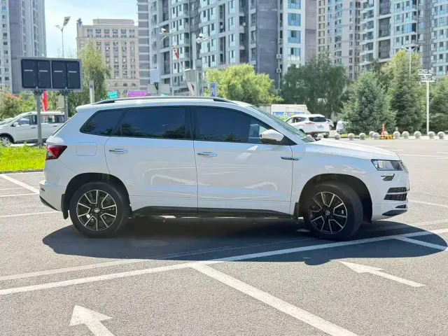 Skoda Karoq — Фото автомобиля 4