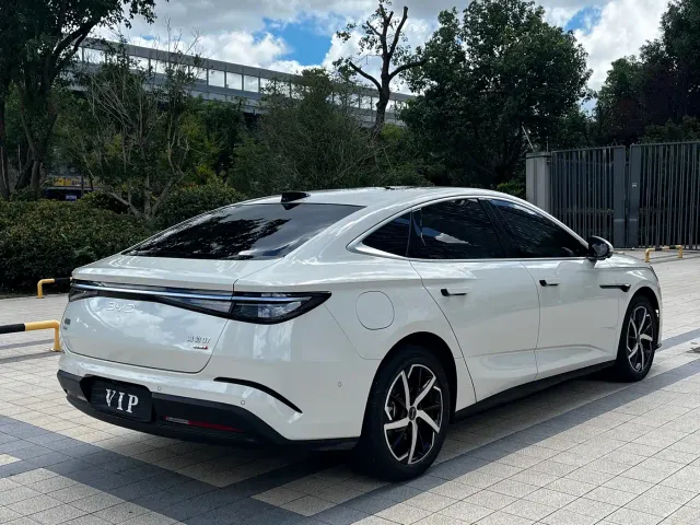BYD Seal 07 DM-i — Фото автомобиля 20