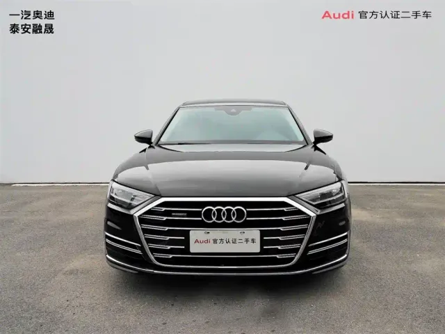Audi A8 — Фото автомобиля 2