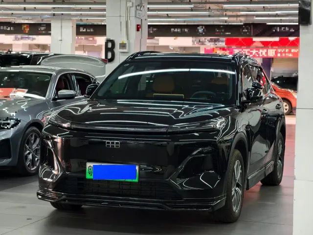 Фотография автомобиля — Geely Galaxy Starship 7 EM-i