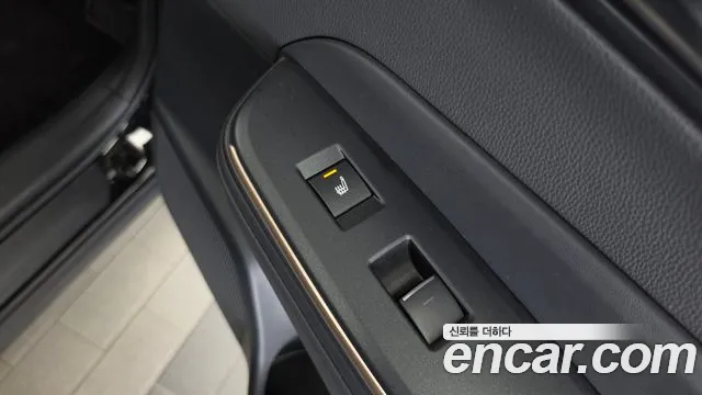 Toyota Crown — Фото автомобиля 19