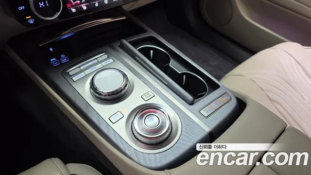Genesis G80 RG3 — Фото автомобиля 12