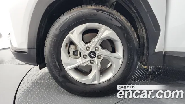 Hyundai Tucson Tucson (NX4) Бензин 1.6 турбо 2WD — Фото автомобиля 5