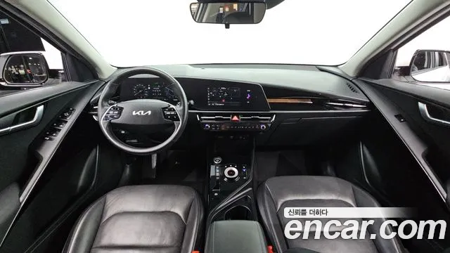 Kia Niro New — Фото автомобиля 10