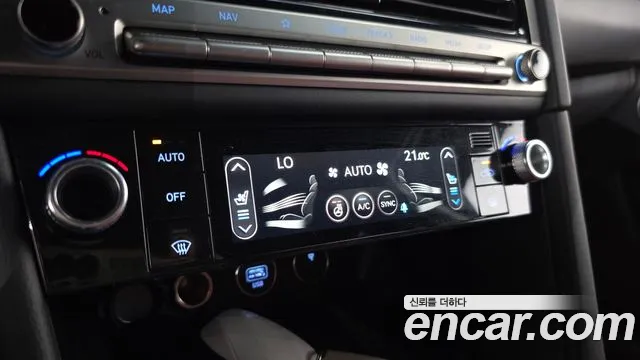 Genesis G70 — Фото автомобиля 11