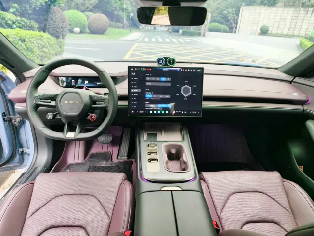 Xiaomi SU7 — Фото автомобиля 8