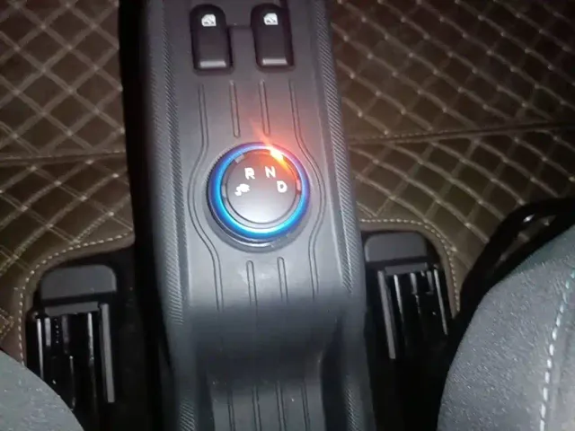 Wuling Hongguang Mini EV — Фото автомобиля 9