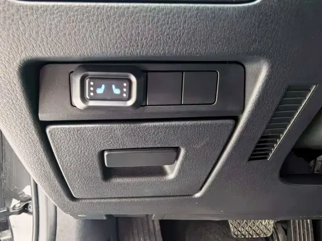Mazda Axela — Фото автомобиля 17