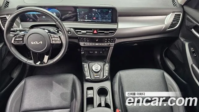 Kia Seltos — Фото автомобиля 10