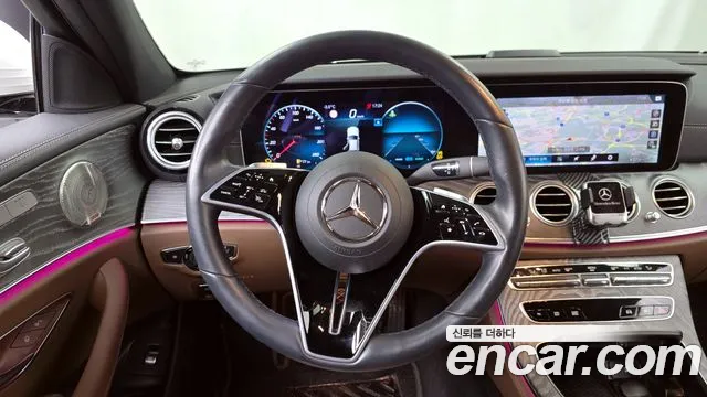 Mercedes-Benz E-Class E-класс W213 E350 4MATIC Exclusive — Фото автомобиля 13