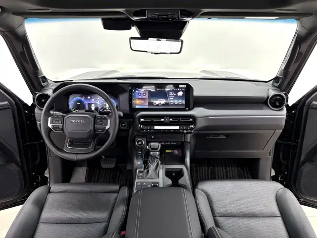 Toyota Prado — Фото автомобиля 11