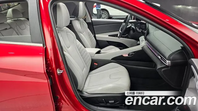 Hyundai AVANTE Avante (CN7) — Фото автомобиля 25