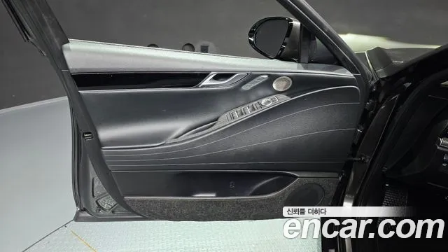 Genesis G80 RG3 — Фото автомобиля 13