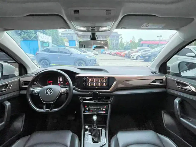 Volkswagen Tharu — Фото автомобиля 14