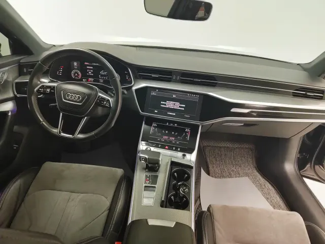 Audi A6L — Фото автомобиля 12