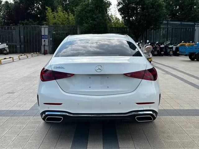 Mercedes-Benz C-Class — Фото автомобиля 16