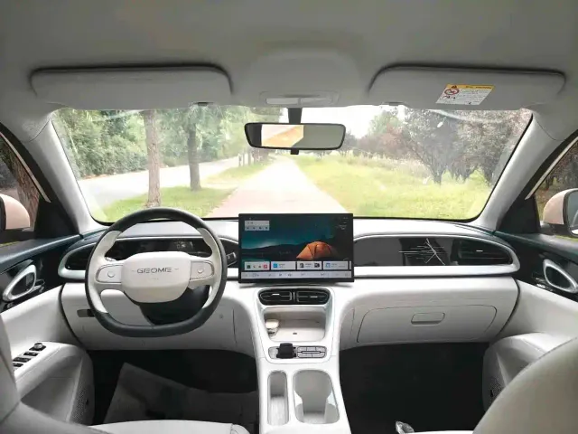 Geely Starry Wish — Фото автомобиля 6