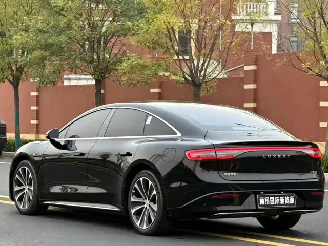 Luxeed S7 — Фото автомобиля 7