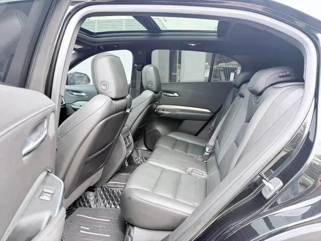 Cadillac XT4 — Фото автомобиля 7