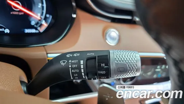 Genesis GV70 — Фото автомобиля 25