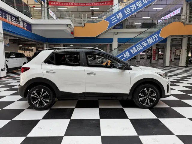 Kia KX1 — Фото автомобиля 4