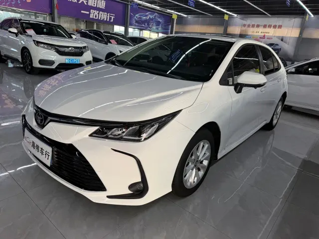 Фотография автомобиля — Toyota Corolla
