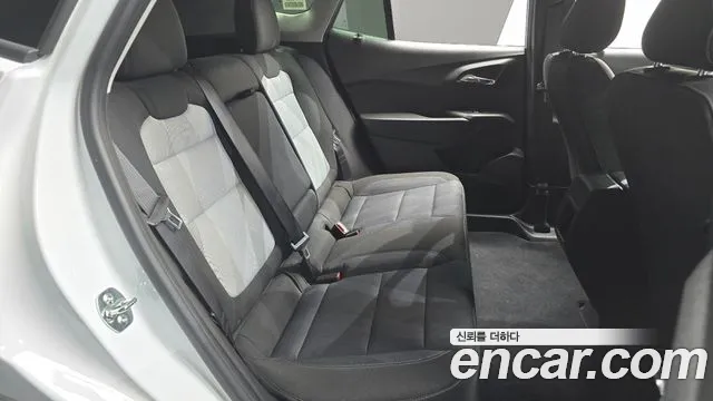 ChevroletGMDaewoo Trax Trax Кроссовер — Фото автомобиля 11